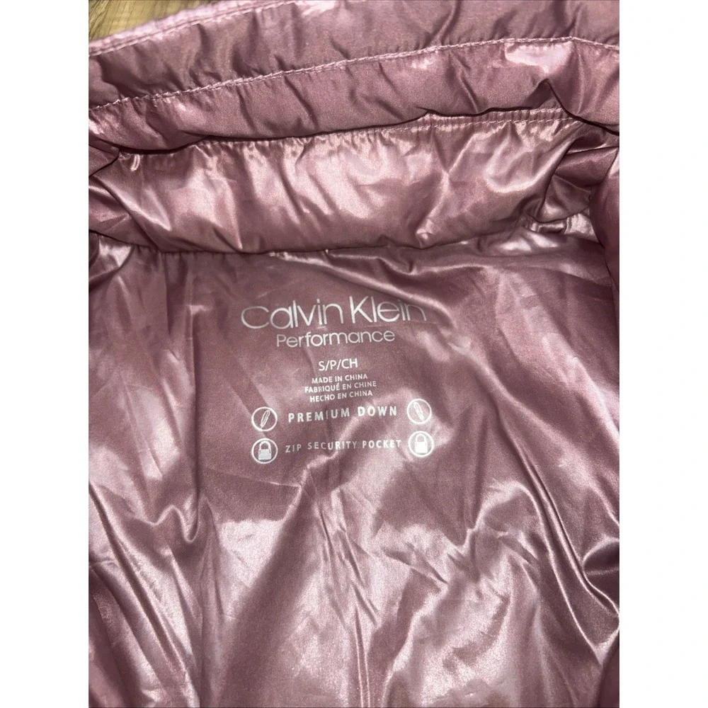 Calvin Klein Performance Small Petite Premium Down Quilted Vest  Security Pocket